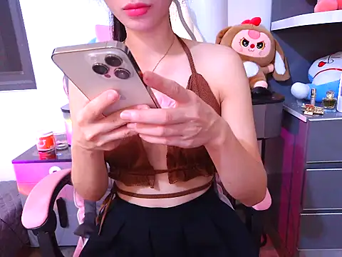 Snapshot of Baby-sexygirl01 chatting on 04/14/26, 03:29 Baby-sexygirl01 online show from 04/14/26, 03:29