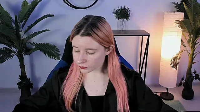 LexiWenford online show from 01/27/25, 09:13