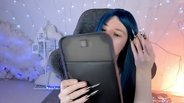 LexiWenford online show from 02/03/25, 02:47