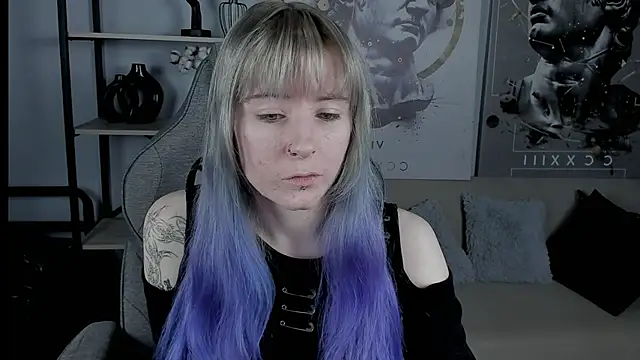 LexiWenford online show from 10/31/25, 02:56