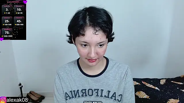 alexaa08 online show from 12/23/24, 12:19