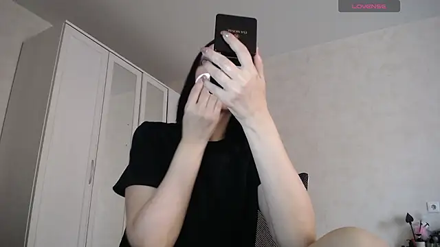 Devil Goddess online show from 01/19/26, 01:48