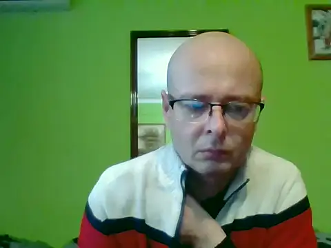 Tiger202441 online show from 12/21/25, 12:34