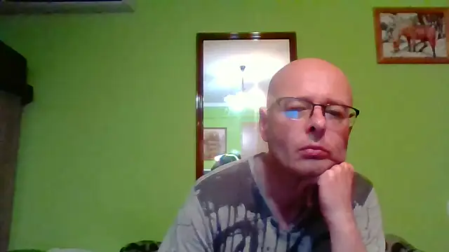 Tiger202441 online show from 05/03/26, 08:04