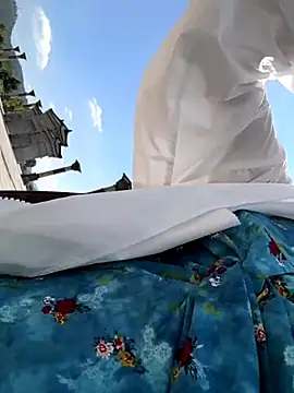 Snapshot of Asia-Melody chatting on 10/10/25, 04:11 Asia-Melody online show from 10/10/25, 04:11