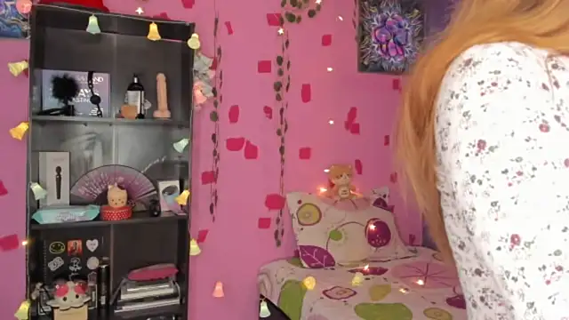 kittyzenn online show from 02/03/25, 09:07