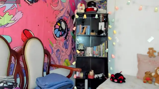 kittyzenn online show from 09/18/25, 05:59