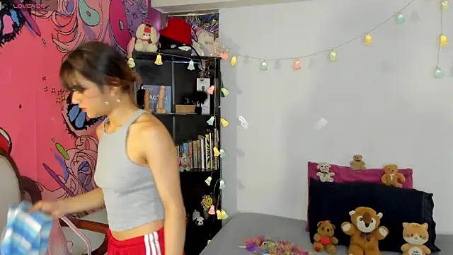 kittyzenn online show from 10/23/25, 05:23