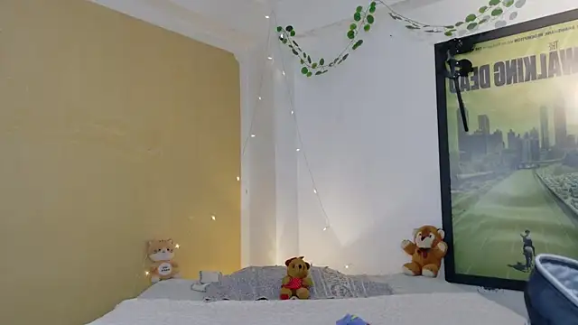 kittyzenn online show from 04/21/26, 02:45