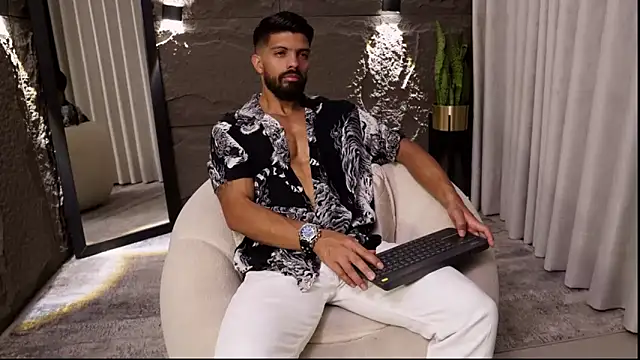 DannSaenz online show from 04/08/26, 01:22