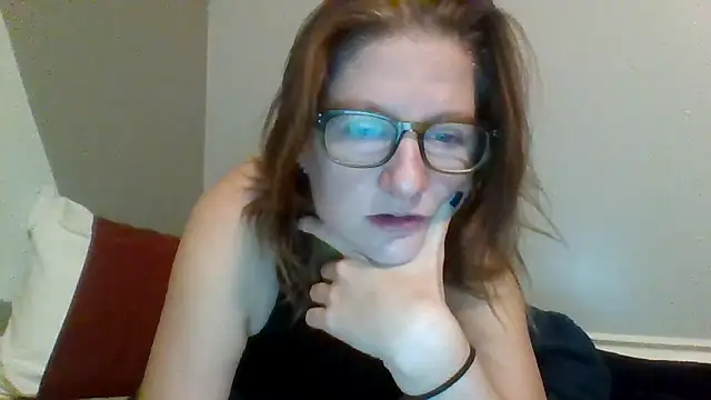 Eluradess online show from 10/12/25, 07:46