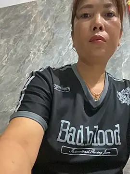 Linaannn online show from 05/08/26, 11:21