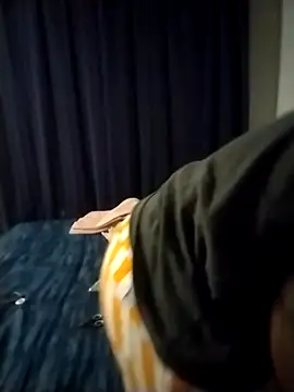 Convertiblechulo online show from 02/27/26, 06:41