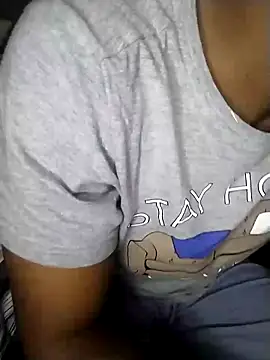 Convertiblechulo online show from 06/01/26, 01:51