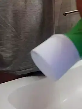 Snapshot of bossofpanty94 chatting on 02/05/25, 10:01 bossofpanty94 online show from 02/05/25, 10:01