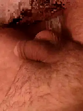 Snapshot of bossofpanty94 chatting on 10/23/25, 08:29 bossofpanty94 online show from 10/23/25, 08:29