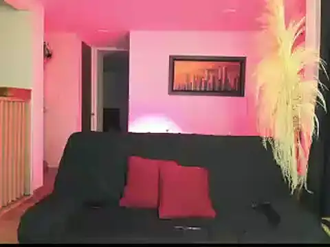 Snapshot of MARCELOANDLUCIAN chatting on 01/26/25, 11:29 MARCELOANDLUCIAN online show from 01/26/25, 11:29