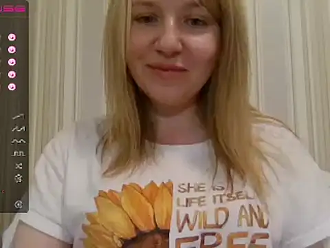 urbadkitty online show from 12/15/24, 03:09