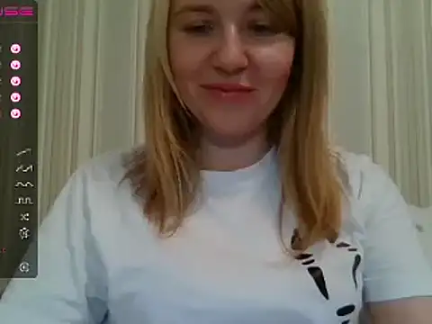 urbadkitty online show from 12/16/24, 05:00