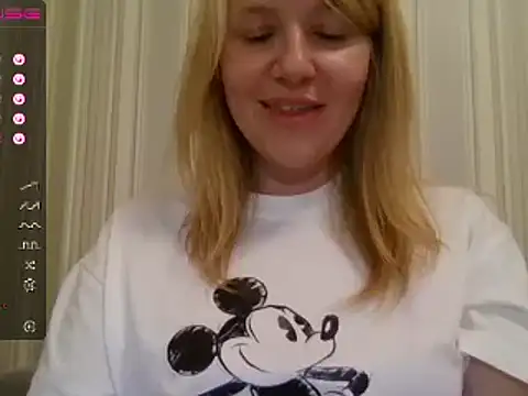 urbadkitty online show from 02/22/25, 06:19