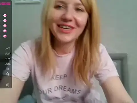 urbadkitty online show from 03/05/25, 11:17