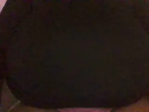 Snapshot of RoxiRedXXX chatting on 12/18/24, 05:59 RoxiRedXXX online show from 12/18/24, 05:59