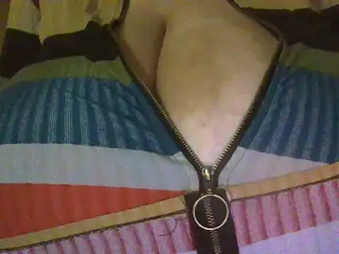 Snapshot of RoxiRedXXX chatting on 02/24/25, 06:36 RoxiRedXXX online show from 02/24/25, 06:36