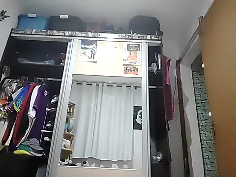 Snapshot of Binhosex2024 chatting on 01/24/25, 06:24 Binhosex2024 online show from 01/24/25, 06:24