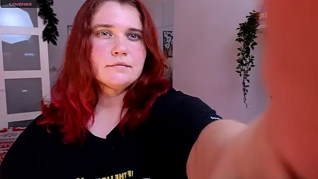 Snapshot of daisy_low chatting on 12/03/25, 01:09 daisy low online show from 12/03/25, 01:09