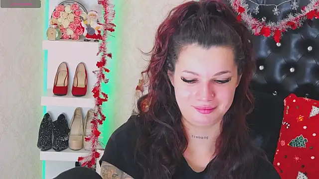 Allisonn223 online show from 12/18/25, 01:50