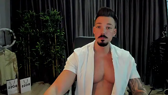 Snapshot of HaydenSpearss chatting on 11/09/25, 08:01 HaydenSpearss online show from 11/09/25, 08:01