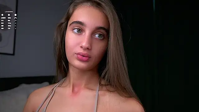 Snapshot of PiquingOgalala chatting on 11/02/25, 01:08 PiquingOgalala online show from 11/02/25, 01:08