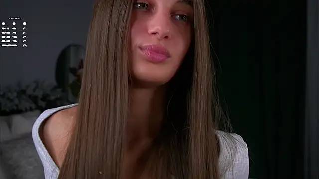 Snapshot of PiquingOgalala chatting on 12/15/25, 01:10 PiquingOgalala online show from 12/15/25, 01:10