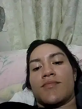 Snapshot of valeryy_rosse chatting on 12/19/24, 12:13 valeryy rosse online show from 12/19/24, 12:13