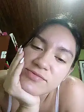 Snapshot of valeryy_rosse chatting on 12/21/24, 02:19 valeryy rosse online show from 12/21/24, 02:19