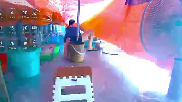 Snapshot of Love_making chatting on 09/18/25, 03:19 Love making online show from 09/18/25, 03:19