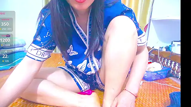 Snapshot of Love_making chatting on 09/29/25, 06:18 Love making online show from 09/29/25, 06:18