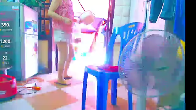 Snapshot of Love_making chatting on 10/20/25, 03:29 Love making online show from 10/20/25, 03:29