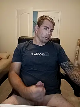 snakecharmer20000 online show from 12/22/25, 12:46