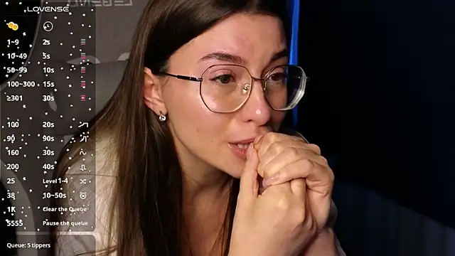 Snapshot of EuphoriaHaily chatting on 02/11/25, 01:51 EuphoriaHaily online show from 02/11/25, 01:51