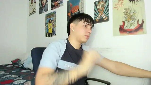 Snapshot of nathan_x1 chatting on 11/26/25, 05:58 nathan x1 online show from 11/26/25, 05:58