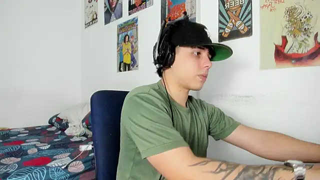 Snapshot of nathan_x1 chatting on 12/04/25, 07:33 nathan x1 online show from 12/04/25, 07:33