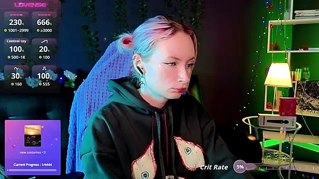  HelenCarter online show from 09/28/25, 08:47