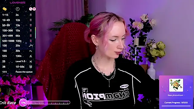 Snapshot of _HelenCarter chatting on 05/08/26, 08:47 HelenCarter online show from 05/08/26, 08:47