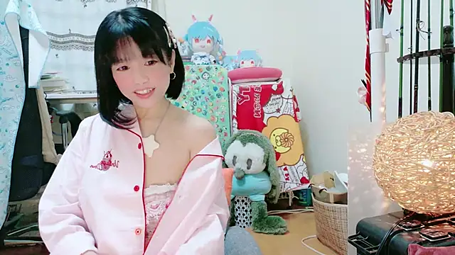 renapiyon8182 online show from 12/27/24, 07:57