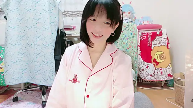 renapiyon8182 online show from 01/01/25, 07:53