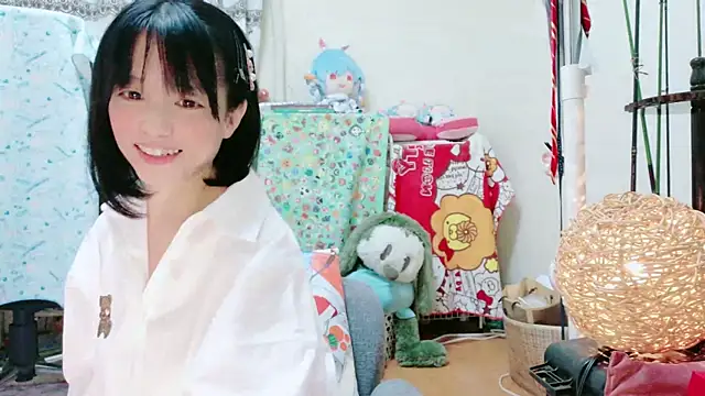 renapiyon8182 online show from 01/22/25, 01:42