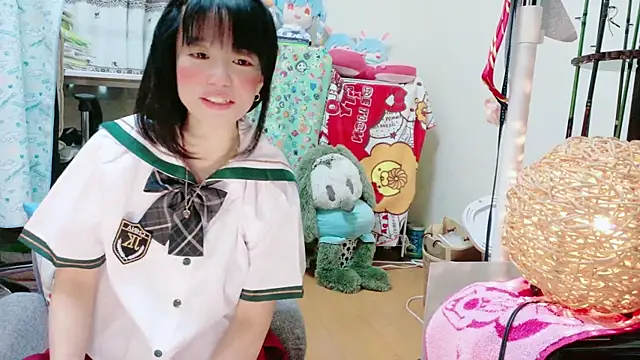 renapiyon8182 online show from 02/28/25, 07:35