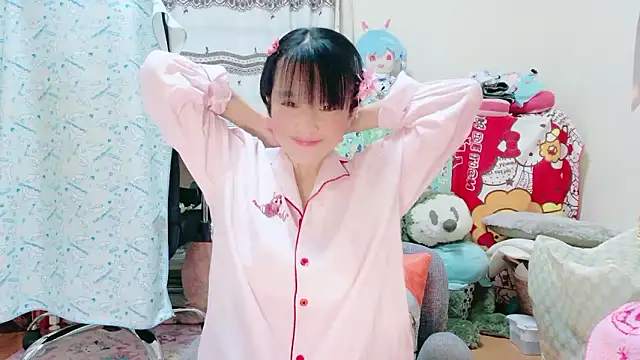 renapiyon8182 online show from 09/12/25, 06:52