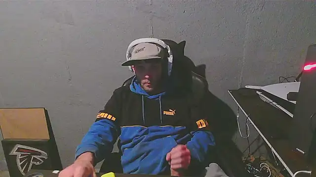 Superoz77 online show from 12/24/24, 02:32